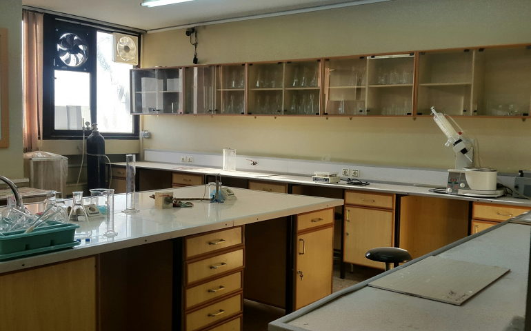 آزمایشگاه سم شناسی حشره شناسی